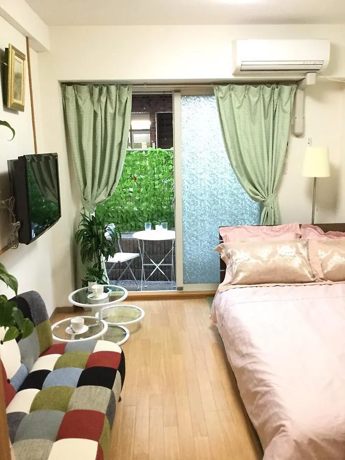 Guest house Shinjuku Okubo Shinokubo Green House Hotel Tokyo Japan